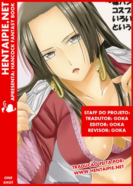 Mulher em cosplay de Hancock com decote profundo expondo seios volumosos, brincos dourados e pose sensual excitante.